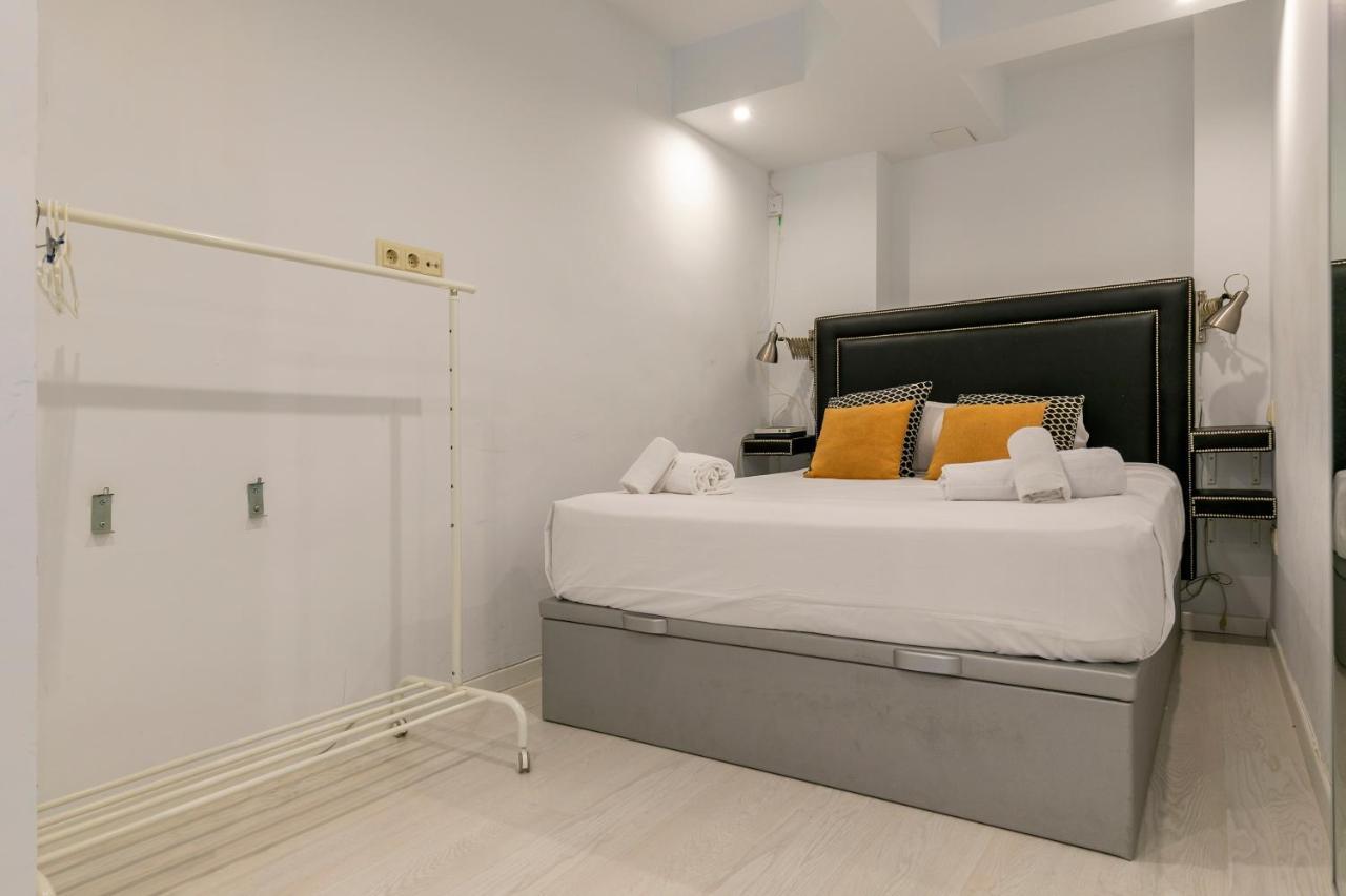 Homeabout Retiro Apartment I Мадрид Екстер'єр фото